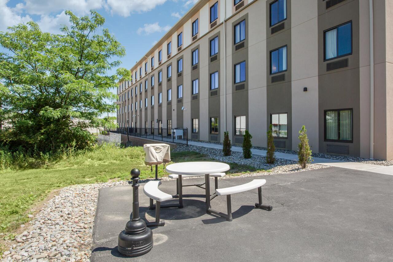 Sleep Inn & Suites Officially Opened MWT Hotel & Resort Architect